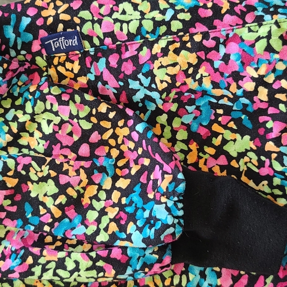 Multiple Color Scrub Jacket - Picture 3 of 3